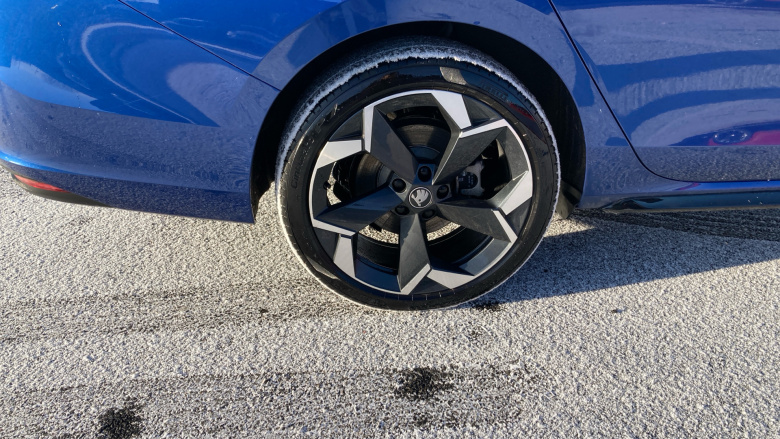 Skoda Superb 1.5 TSI iV Sportline 5dr DSG Estate